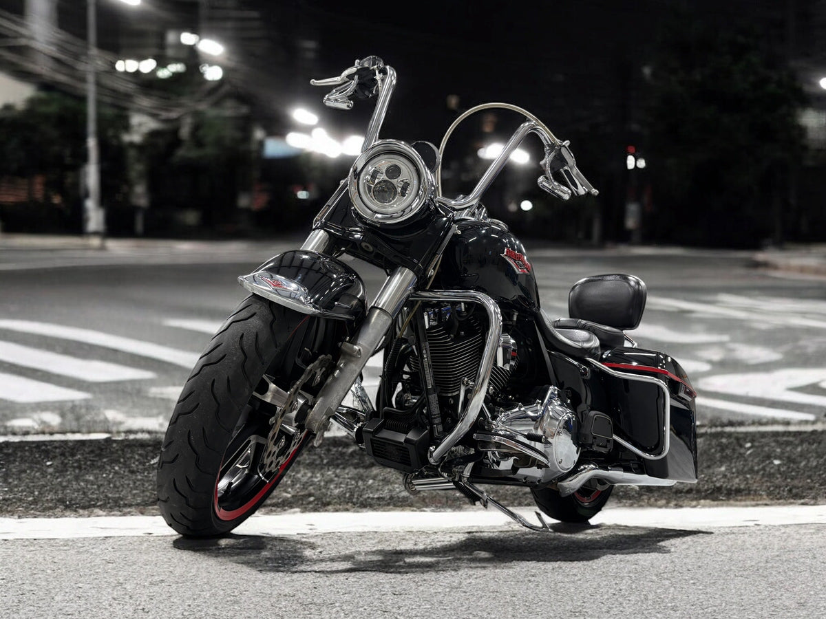 KING of CRUIZERS no. XIX - Redline