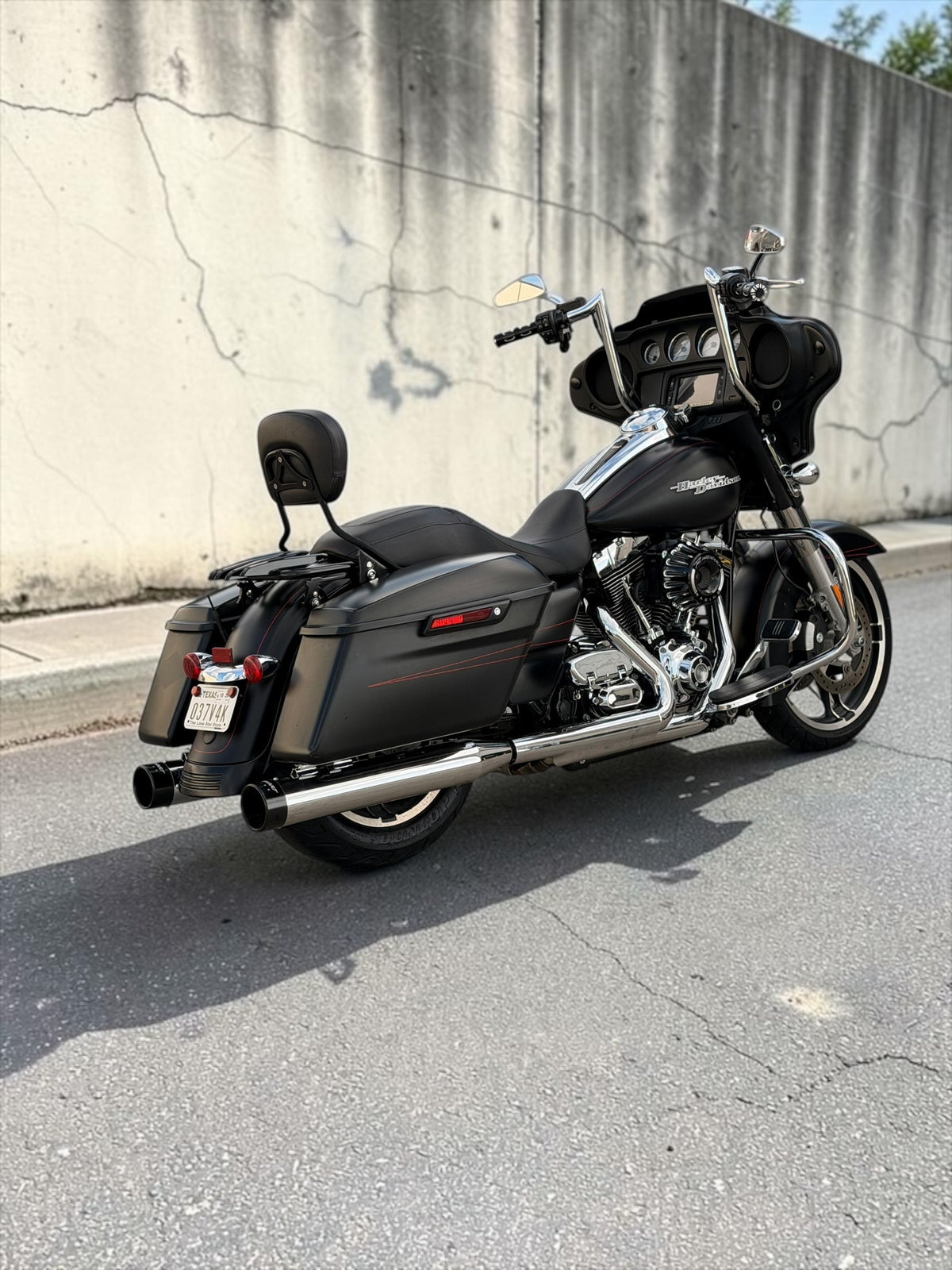 Harley Davidson Street Glide | Matte BLK/RED