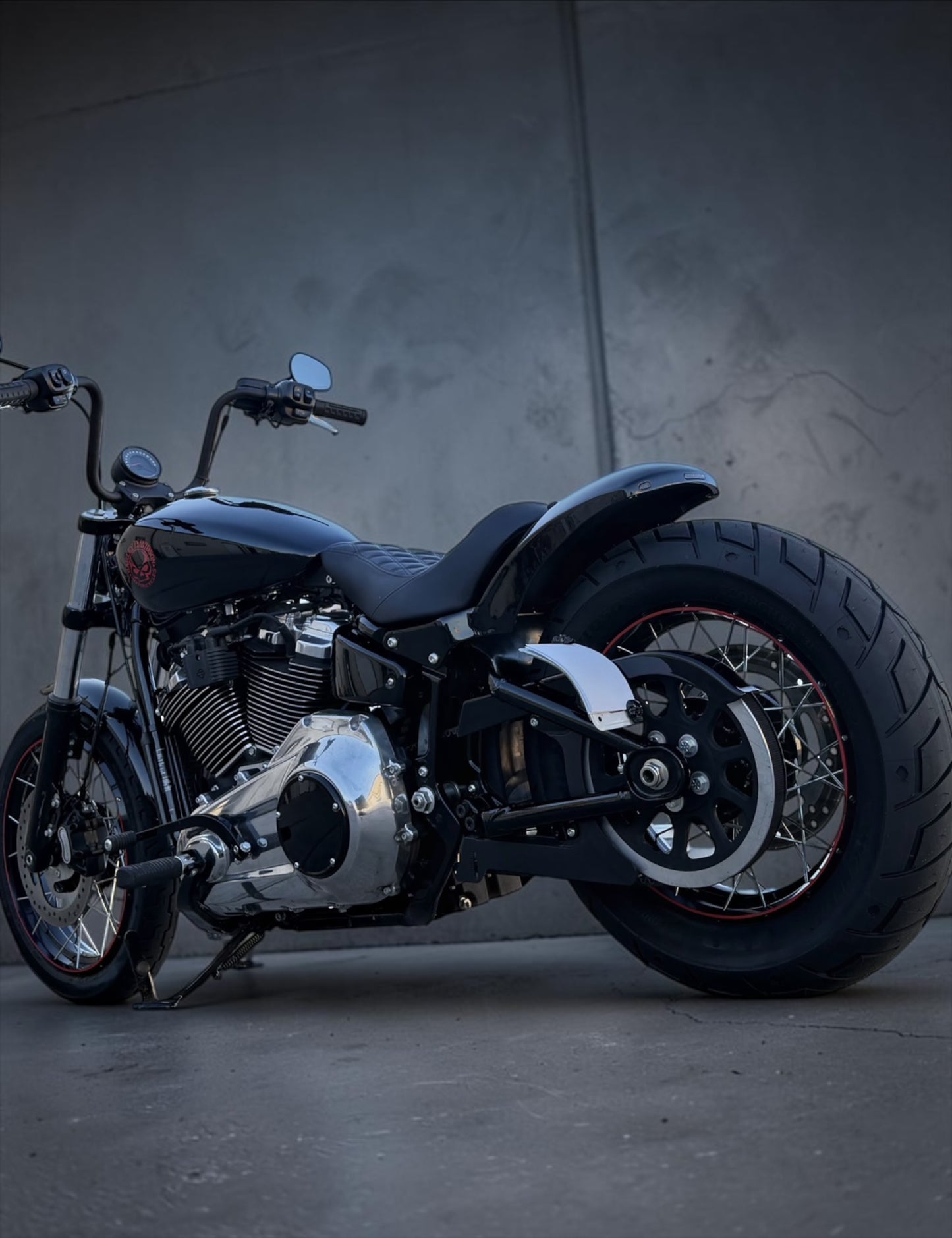 Harley Davidson Softail Street Bob | Red Hound