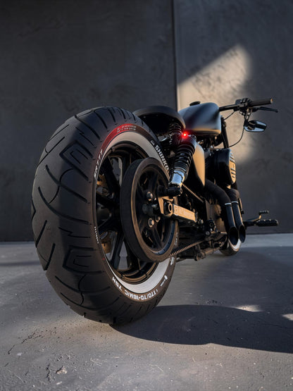 Harley Davidson Sportster Iron 883 | King of Bobbers No. V - Nandez