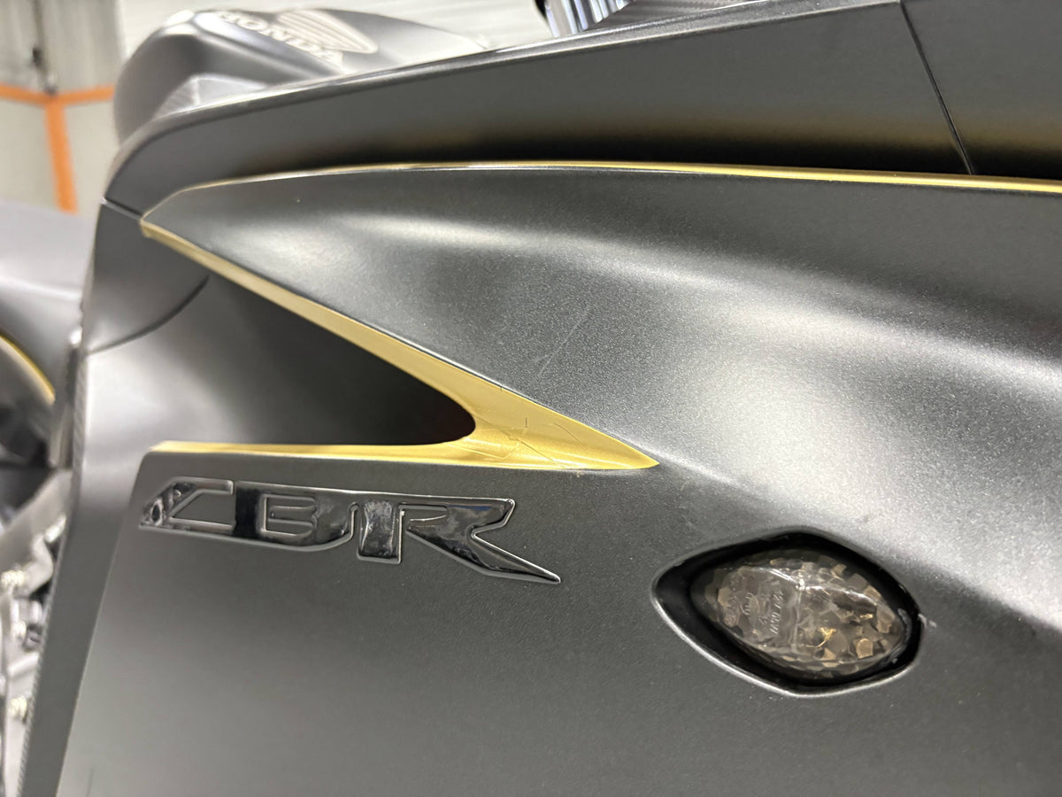 Honda CBR650F | Dark Knight