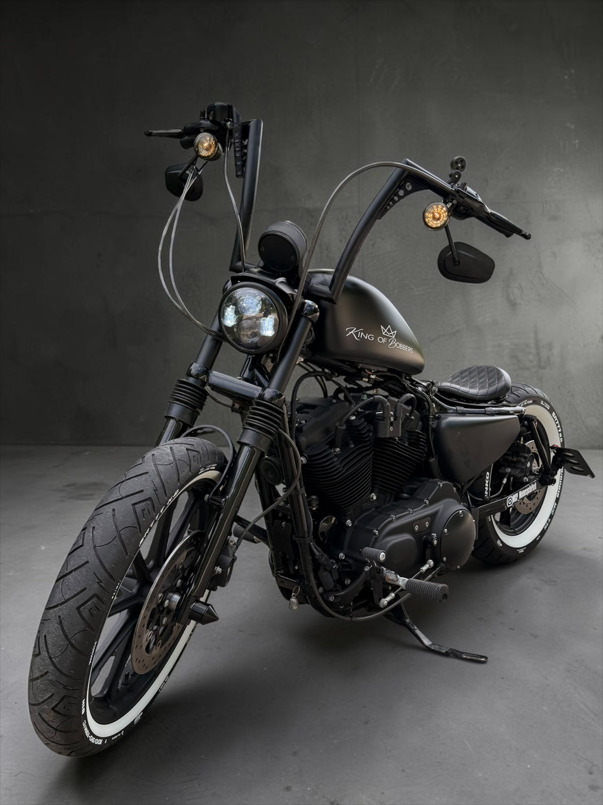 Harley Davidson Sportster Iron 883 | King of Bobbers No. X - Nandez V2