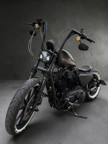 Harley Davidson Sportster Iron 883 | King of Bobbers No. X - Nandez V2