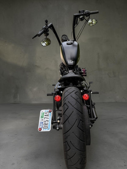 Harley Davidson Sportster Iron 883 | King of Bobbers No. X - Nandez V2