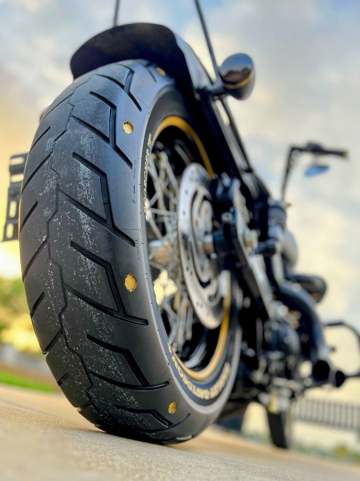Harley Davidson Dyna Street Bob | Gold Rush