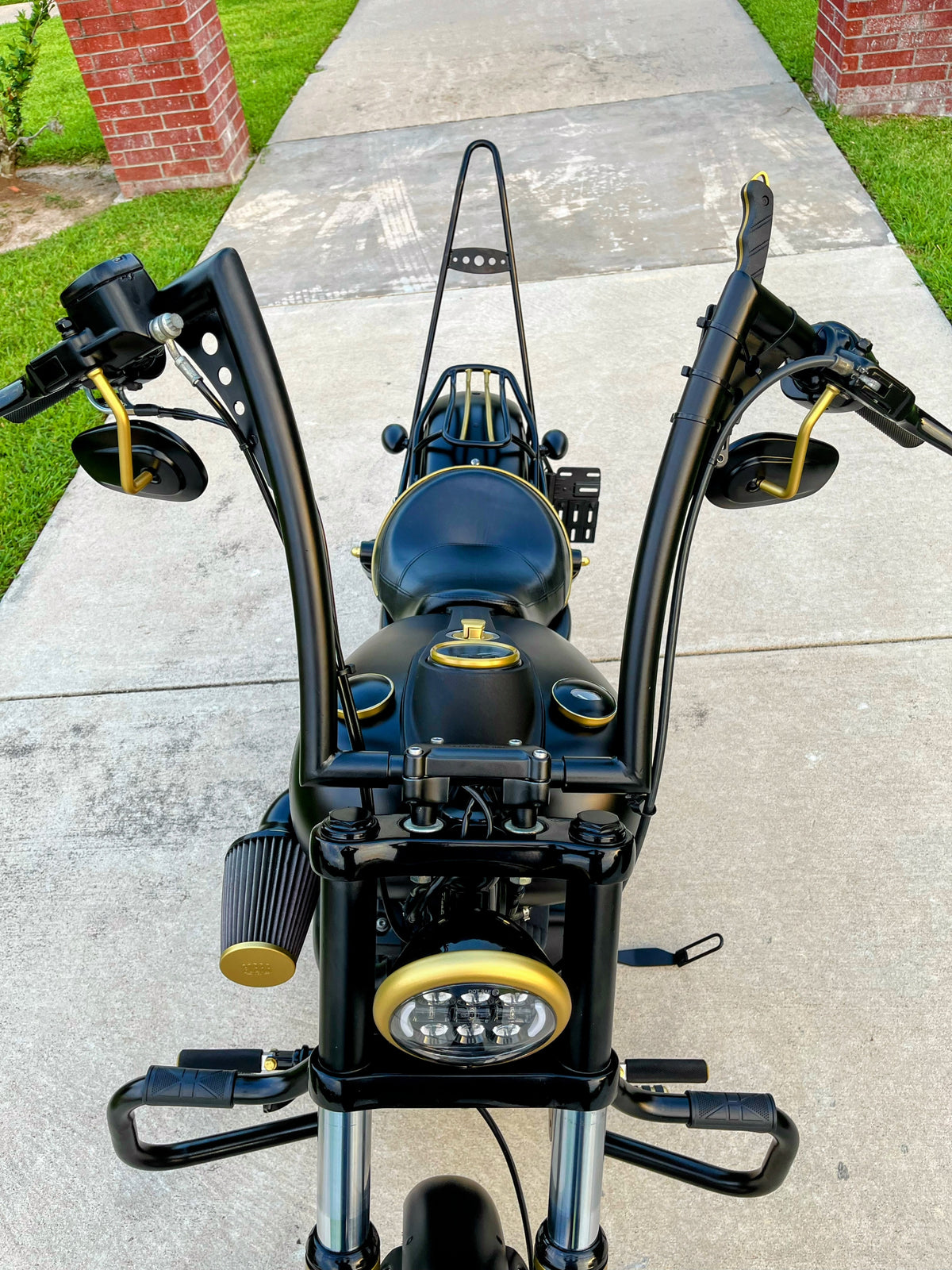 Harley Davidson Dyna Street Bob | Gold Rush