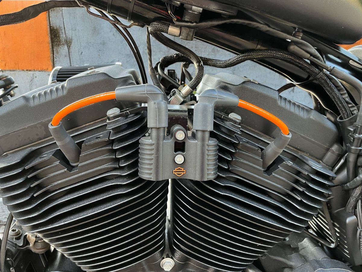 Harley Davidson Sportster Iron 883 | Afterburner