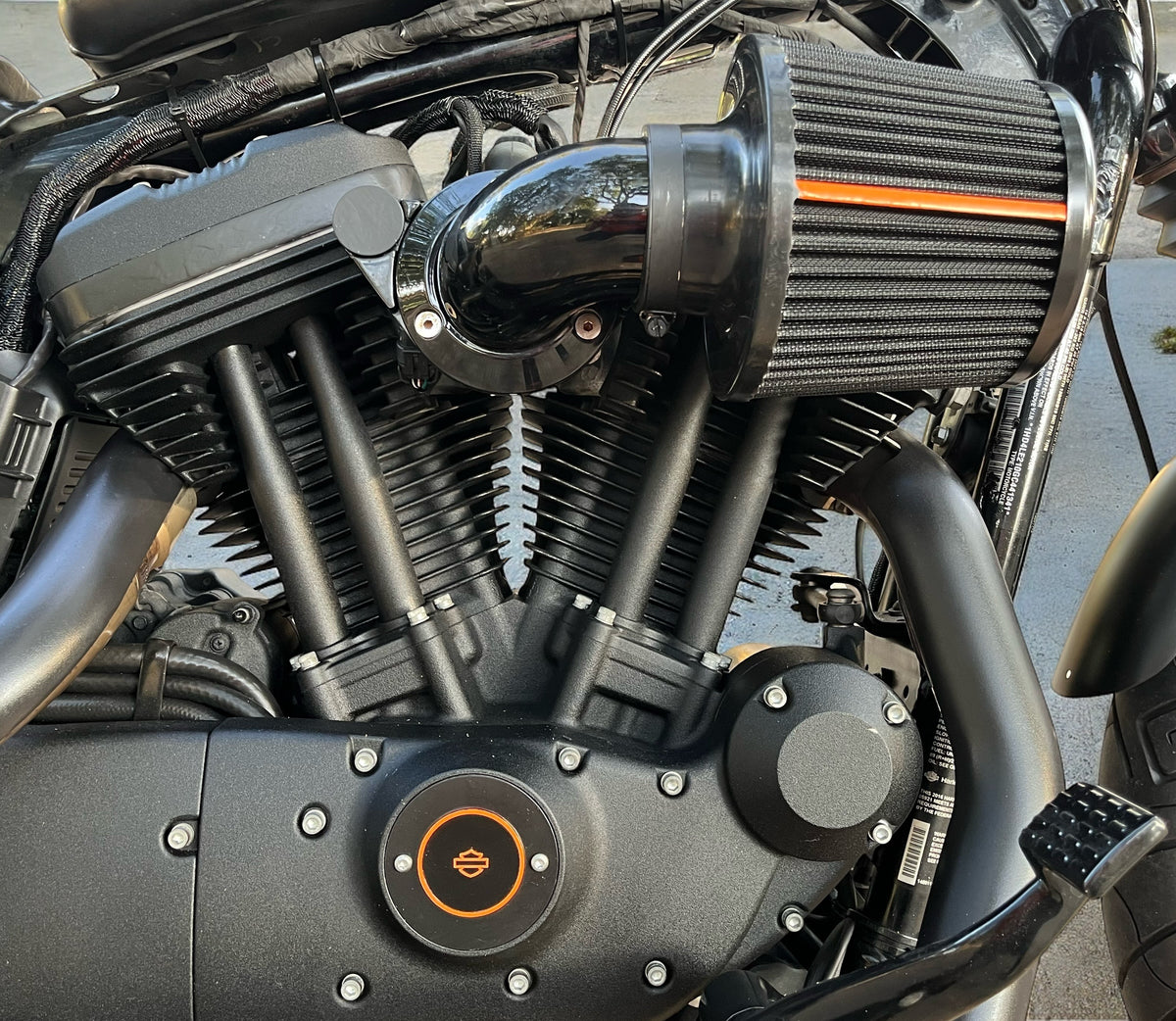 Harley Davidson Sportster Iron 883 | Afterburner