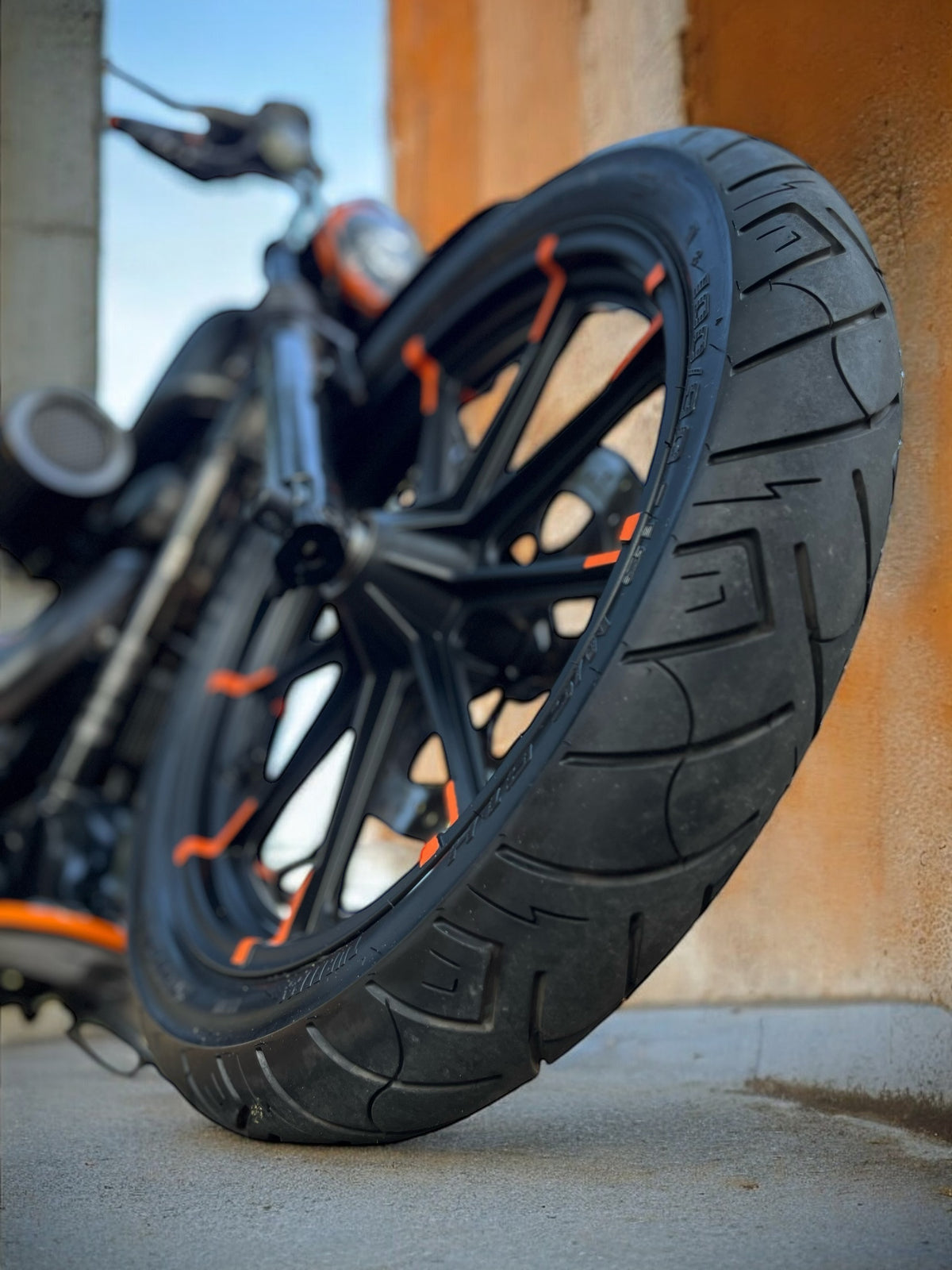 Harley Davidson Sportster Iron 883 | Afterburner